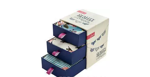 襪子包裝設計13