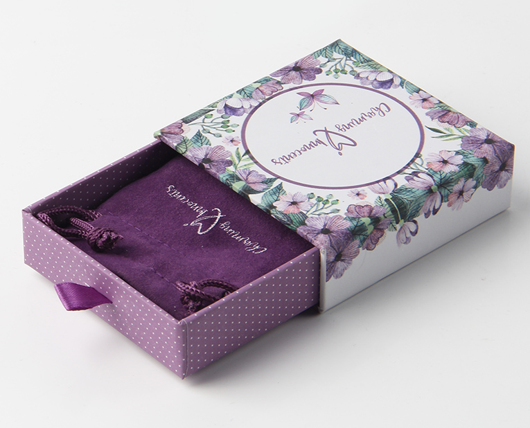 紙盒包裝設計師"區別對待"有和沒有商標的客人! 紙盒包裝設計師"區別對待"有和沒有商標的客人!