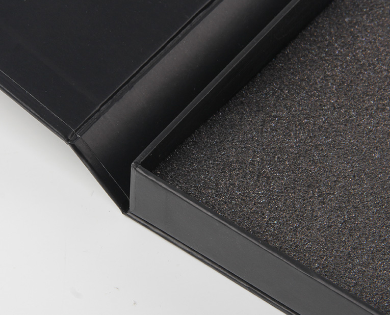 t恤盒廠幫你解讀印刷中的壓光 t恤盒廠幫你解讀印刷中的壓光