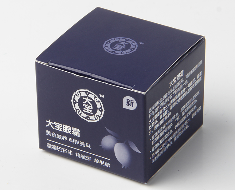 化妝品盒廠家的老師傅,為了讓工人早點(diǎn)放假,放出大招解決飛墨 化妝品盒廠家的老師傅,為了讓工人早點(diǎn)放假,放出大招解決飛墨