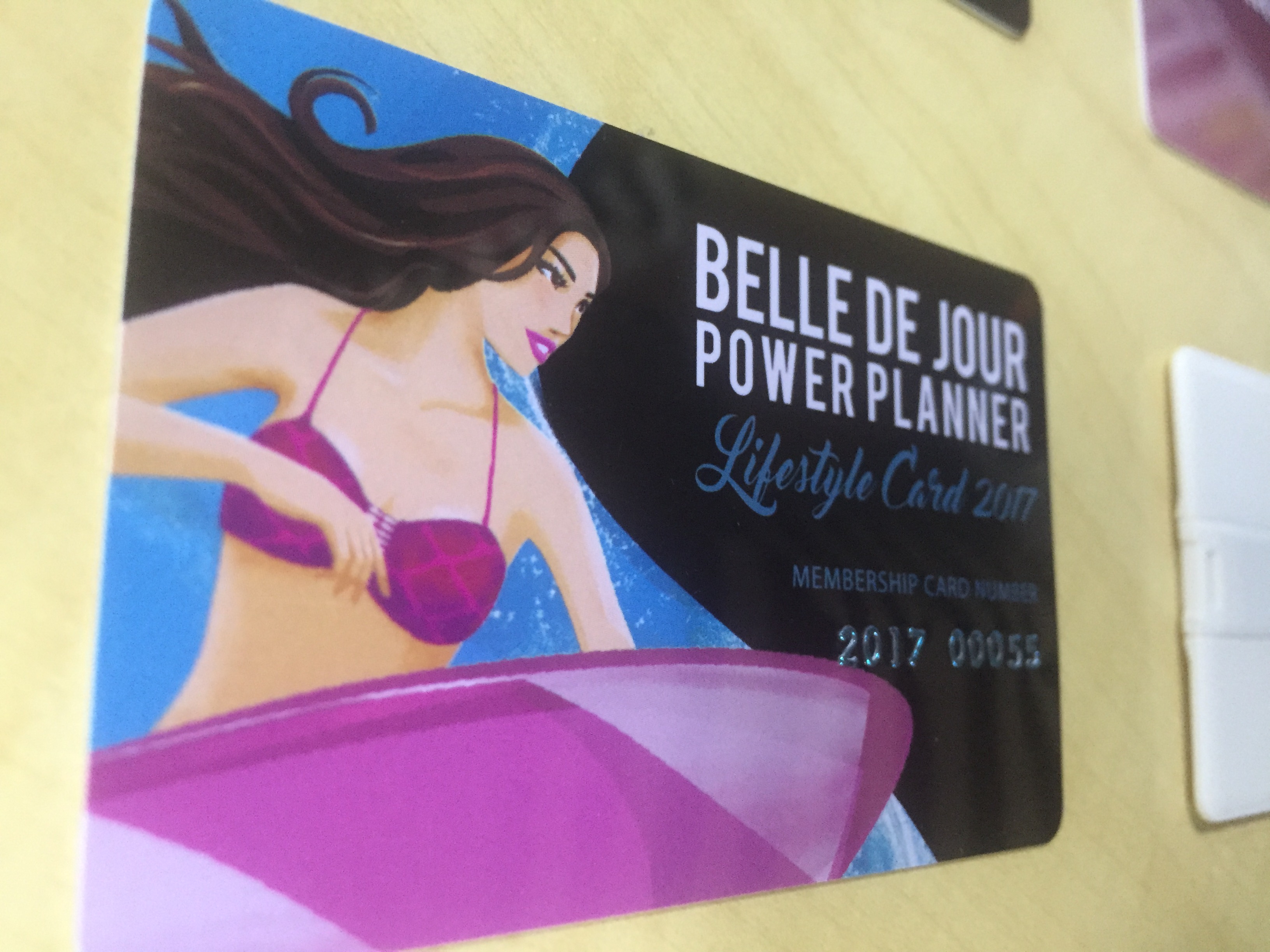 因為內衣吊牌標簽用pvc還是傳統紙牌訂做問題,成了尬聊 因為內衣吊牌標簽用pvc還是傳統紙牌訂做問題,成了尬聊