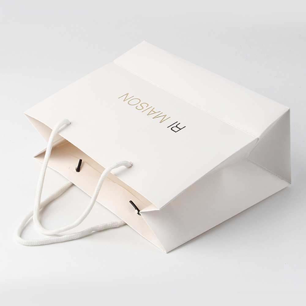 從顏色的轉換到文件的格式都決定電子產品禮品袋定做的快慢 從顏色的轉換到文件的格式都決定電子產品禮品袋定做的快慢