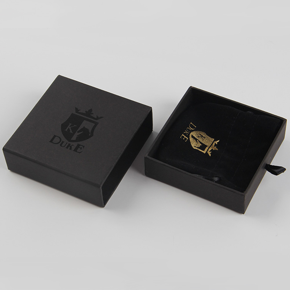 用黑卡紙作為包裝盒訂做的話記得看選料和夾角哦 用黑卡紙作為包裝盒訂做的話記得看選料和夾角哦