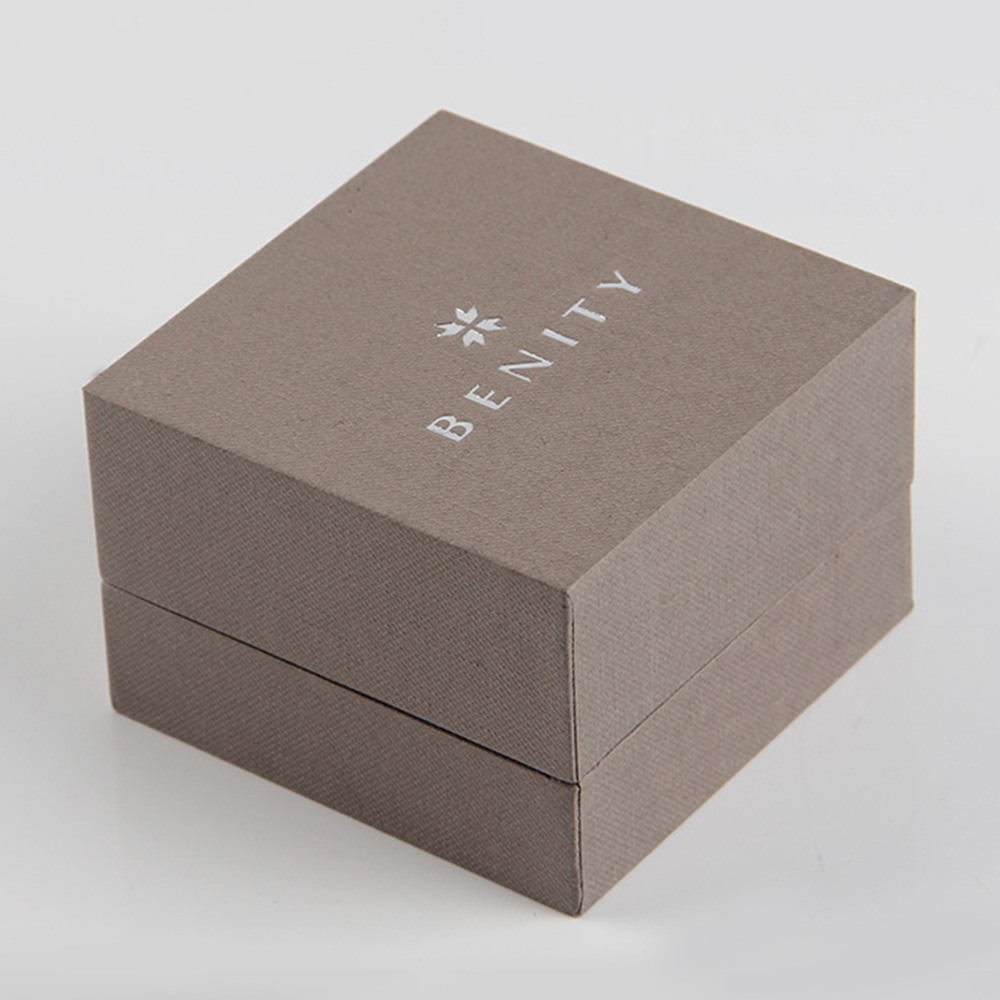 這個短板導致中纖板慢慢淡出了手表包裝盒廠市場 這個短板導致中纖板慢慢淡出了手表包裝盒廠市場